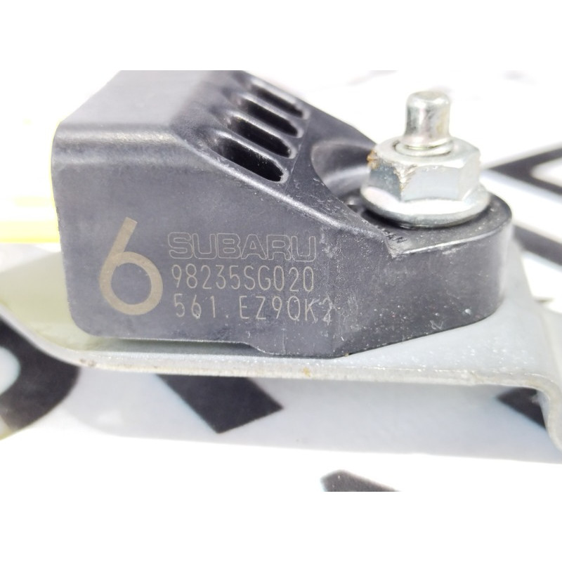 Датчик удара (электрика / датчики) Subaru Forester SJ 98235sg020