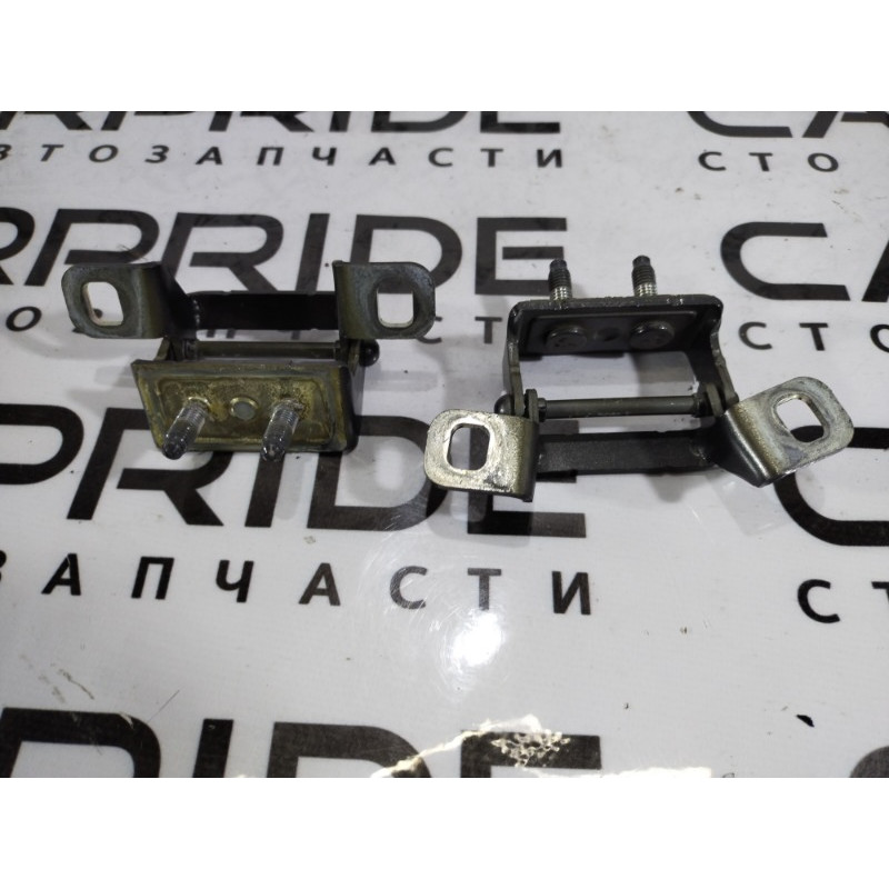 Петля багажника (кузов и элементы) Jeep Compass MP 2018 2.4 68279716AA