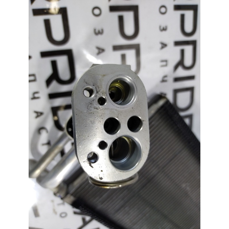 Випаровувач кондиціонера (обігрів та кондиціювання.) BMW 3-series F30 2013 N20B20 64116975553