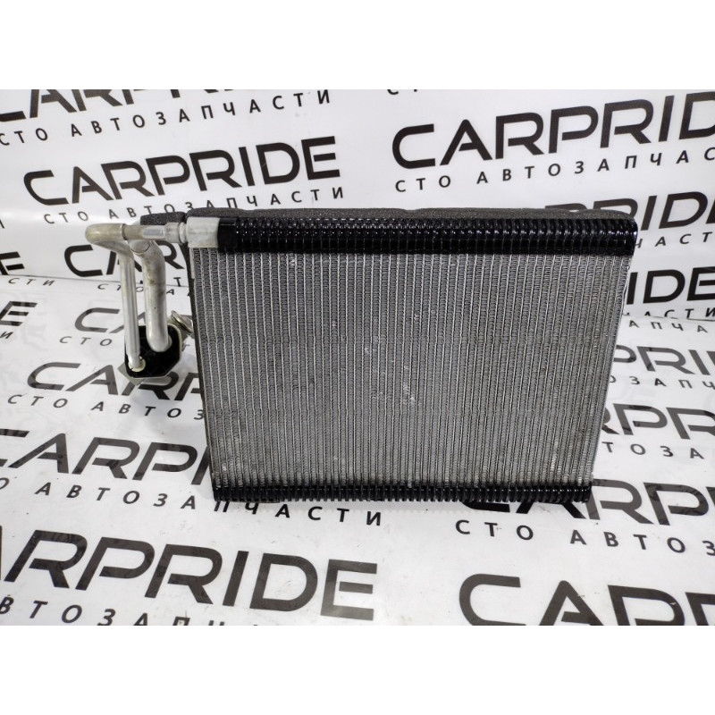 Випаровувач кондиціонера (обігрів та кондиціювання.) BMW 3-series F30 2013 N20B20 64116975553