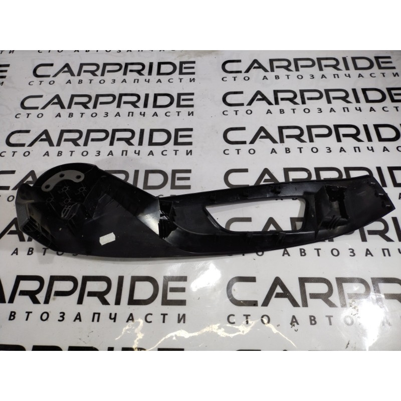 Накладка сидения (салон) BMW 5-series F10 2011 N63B44 52109168211