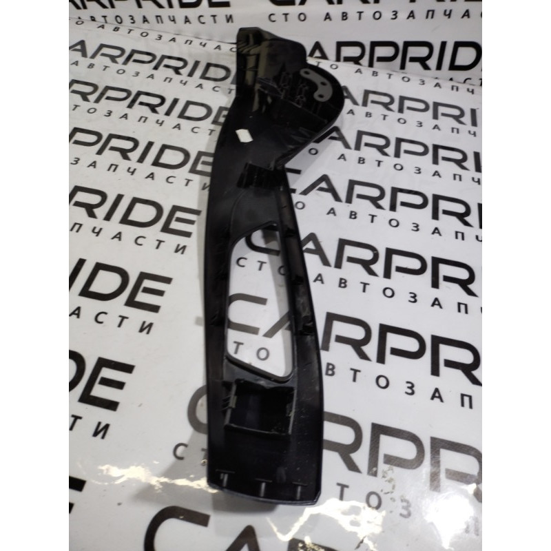 Накладка сидения (салон) BMW 5-series F10 2011 N63B44 52109168211
