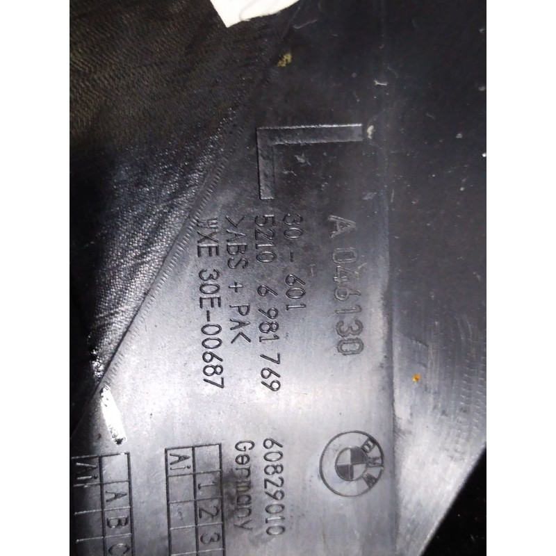Накладка сидения (салон) BMW 5-series F10 2011 N63B44 52109168211
