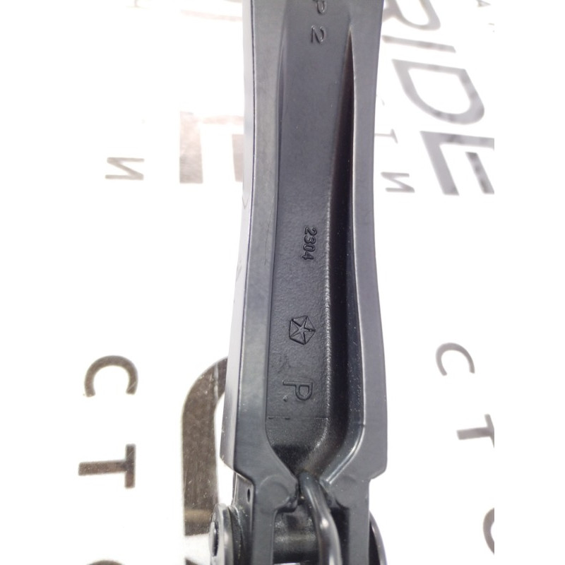 Поводок дворника (кузов и элементы) Dodge Dart PF 2014 2.4 68156264AA