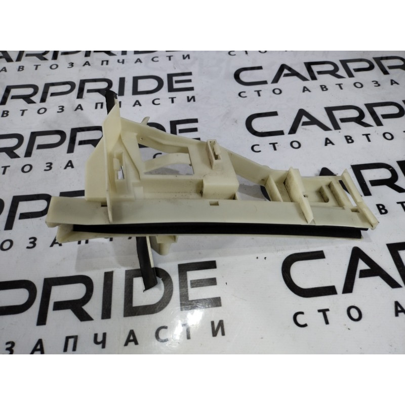 Направляющая стекла двери (кузов и элементы) FORD Focus MK3 2014 2.0 cm51a264a27ah