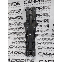 Крепление кулисы КПП