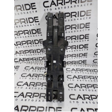 Крепление кулисы КПП