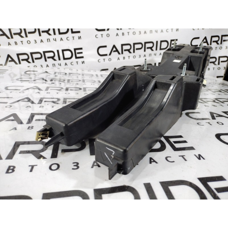 Крепление кулисы КПП (кузов и элементы) Dodge Journey SXT 2014 3.6 4680676AD