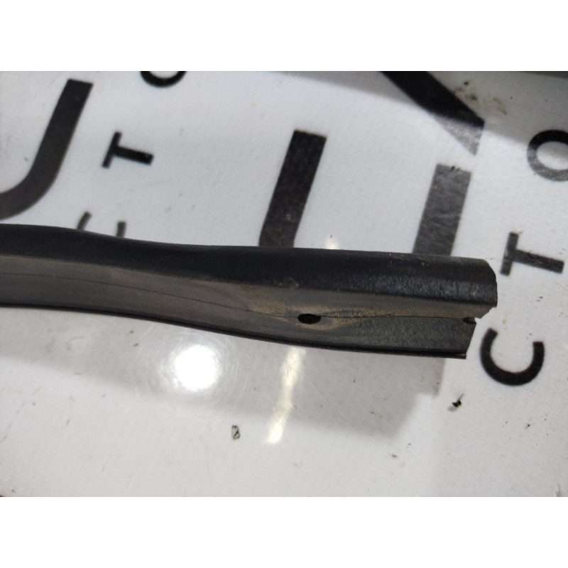 Уплотнитель (кузов и элементы) Jeep Patriot MK74 2012 2.4