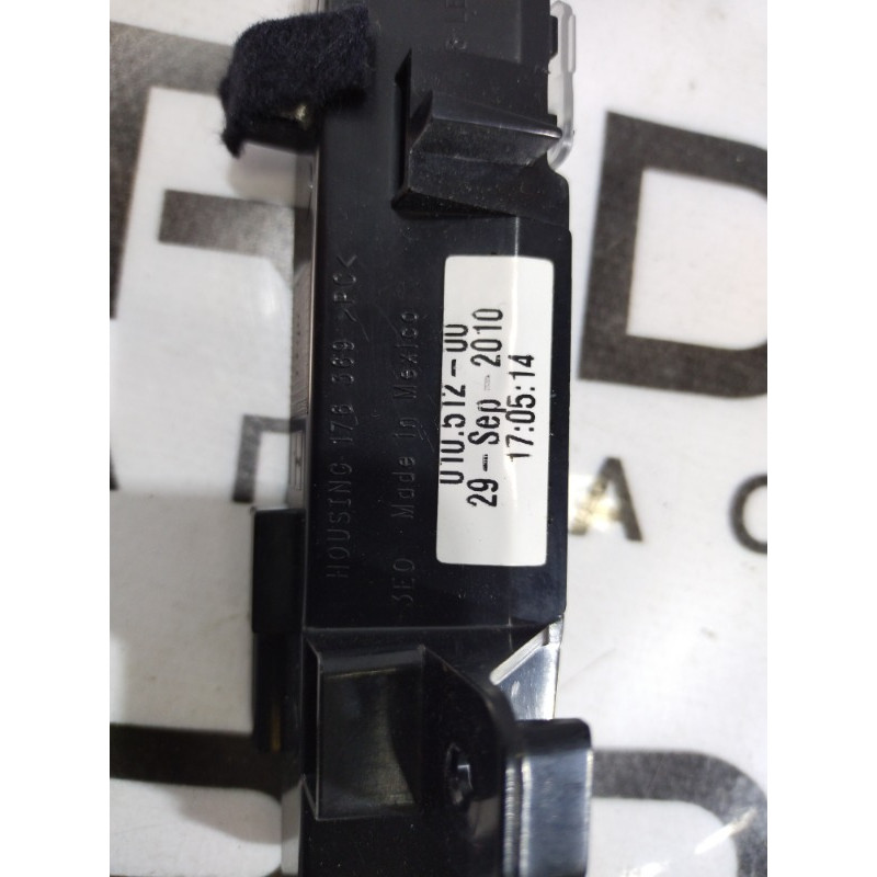 Повторитель стоп сигнала (оптика) Volkswagen Jetta MK6 2011 2.5 3e0176369