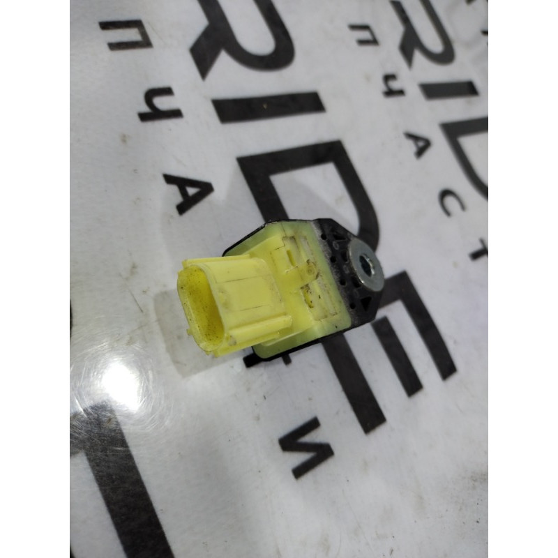 Датчик удара (электрика / датчики) Subaru Forester SJ 98237sg020