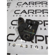 Кронштейн двигателя