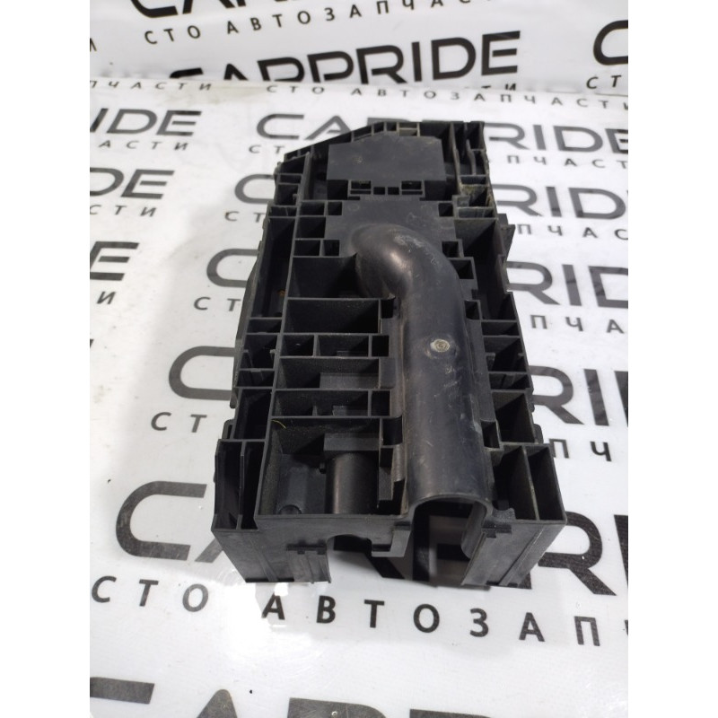 Кронштейн блока предохранителей (кузов и элементы) Dodge Journey SXT 2014 3.6 68079356ab