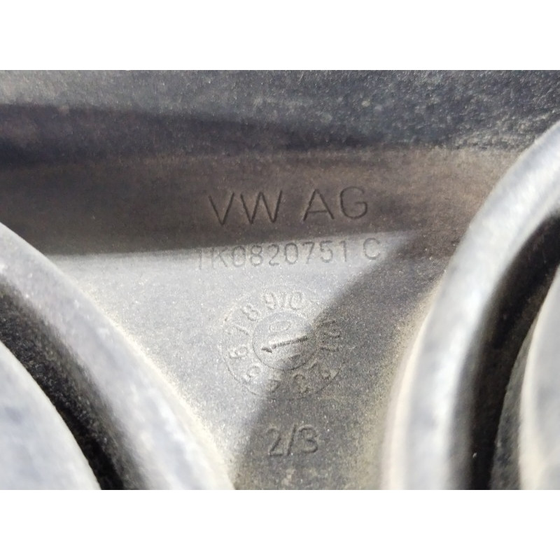 Уплотнитель (кузов и элементы) Volkswagen Jetta MK6 2011 2.5 1k0820751c