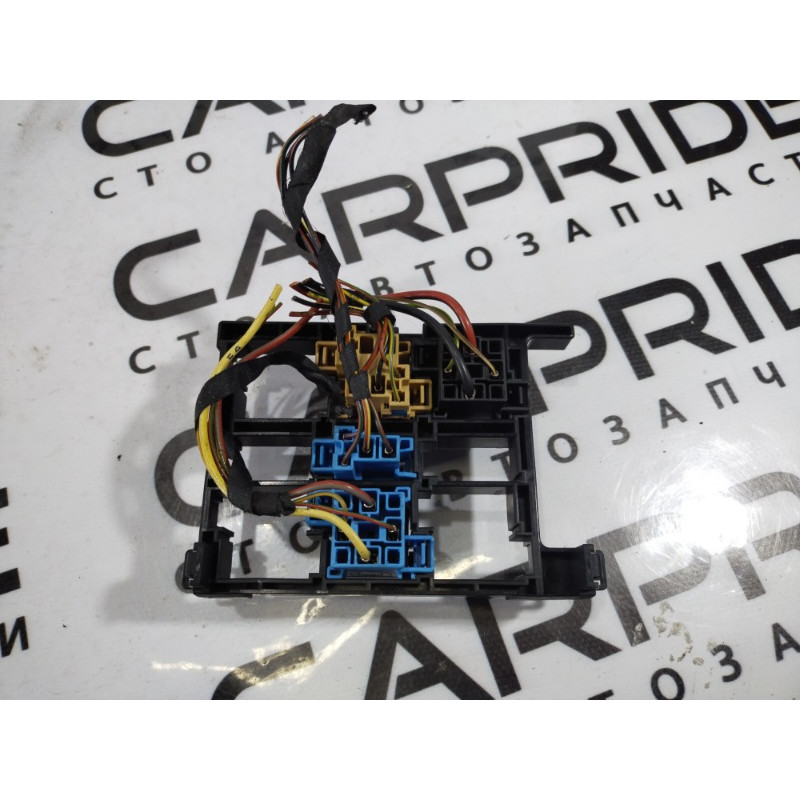 Блок реле (закрытая категория) Not specified Not specified 7n0937503