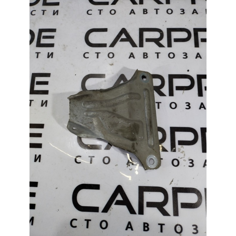 Кронштейн торпедо (салон) Volkswagen Passat B7 1k1858765