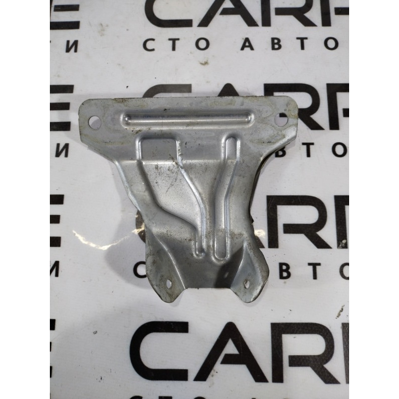 Кронштейн торпедо (салон) Volkswagen Passat B7 1k1858765