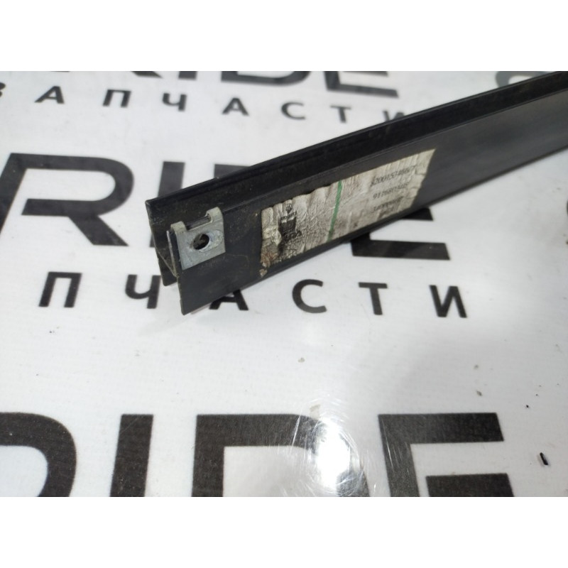 Молдинг двери внешний (кузов и элементы) Opel Vivaro 1 2007 1.9 D 91168034