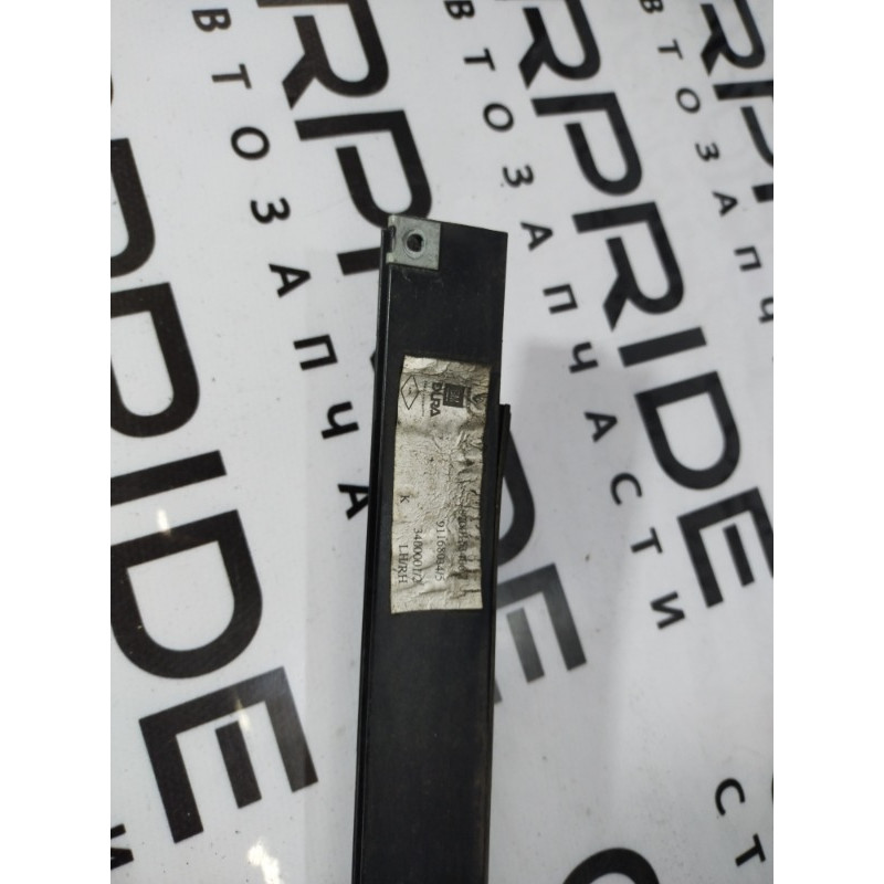 Молдинг двери внешний (кузов и элементы) Opel Vivaro 1 2007 1.9 D 91168035