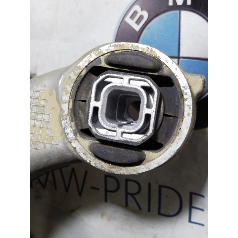 Подрамник (подвеска) BMW 5-series F10 2011 N63B44 33316799103