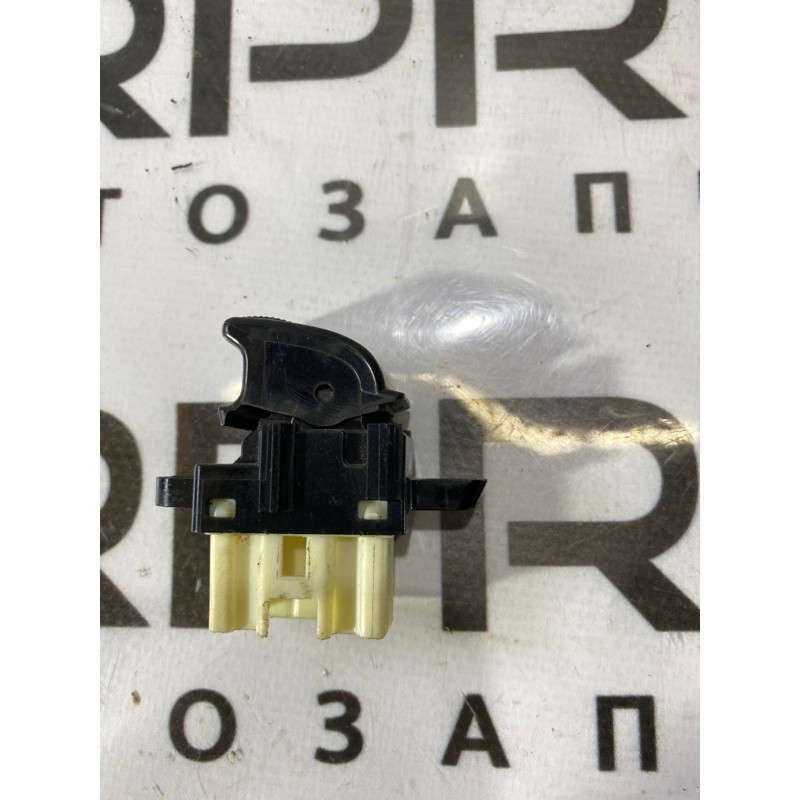 Кнопка стеклоподъемника (электрика / кнопки) Mazda 6 GG 2004 2.0 RF5