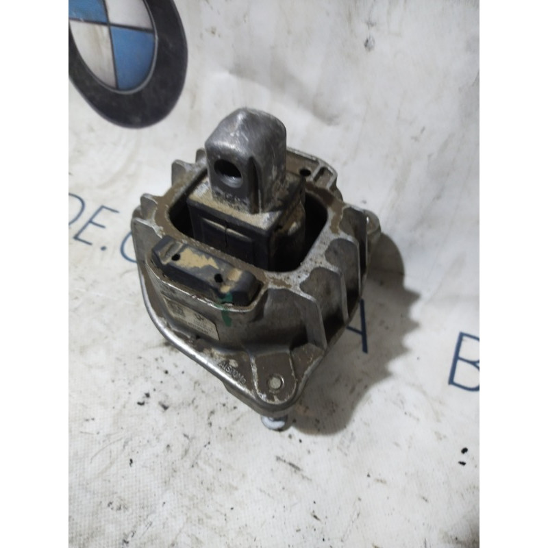 Подушка двигателя (двигатель и элементы) BMW 5-series F10 2011 N63B44 22116777373
