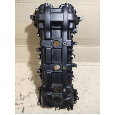 Крышка клапанов