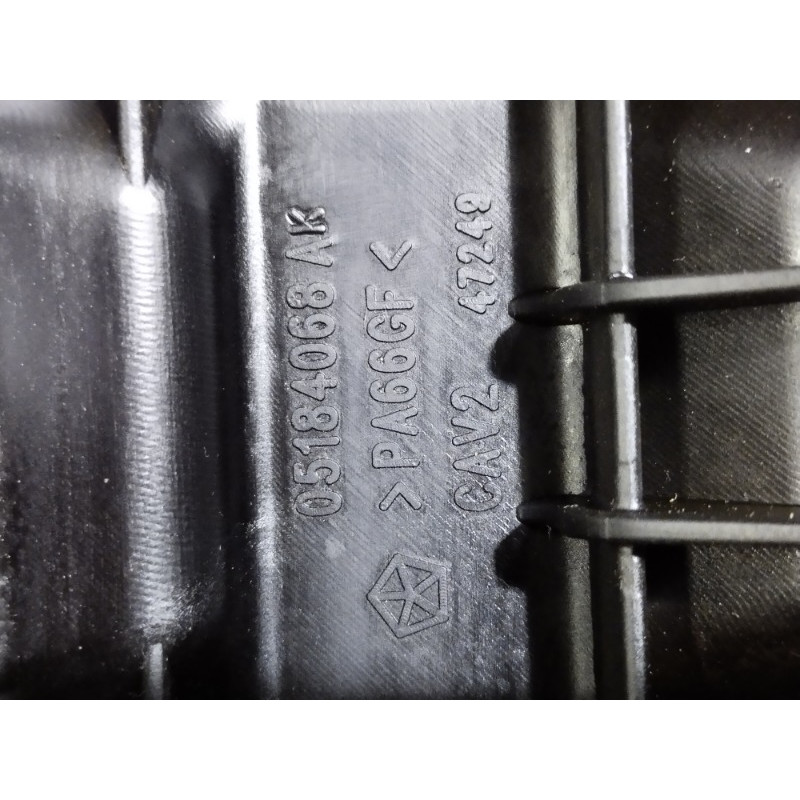 Крышка клапанов (двигатель и элементы) Dodge Journey SXT 2014 3.6 05184068ak