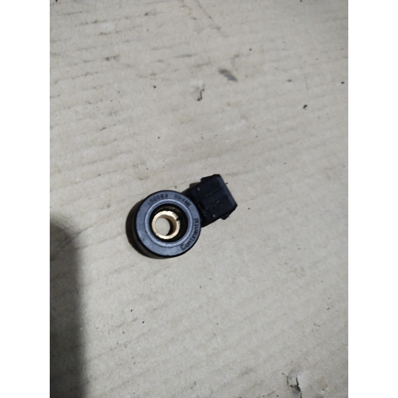 Датчик детонации (электрика двигателя) Dodge Journey SXT 2014 3.6 68166540aa