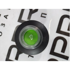 Кнопка открывания крышки багажника