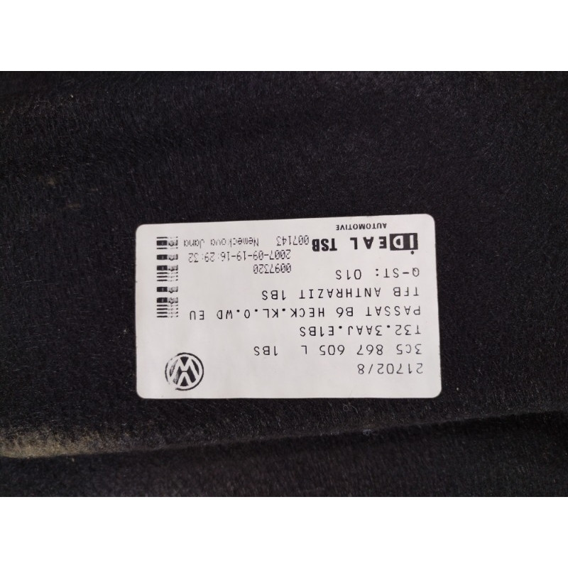 Обшивка крышки багажника (салон) Volkswagen Passat B6 2008 2.0 BKP 3c5867605l