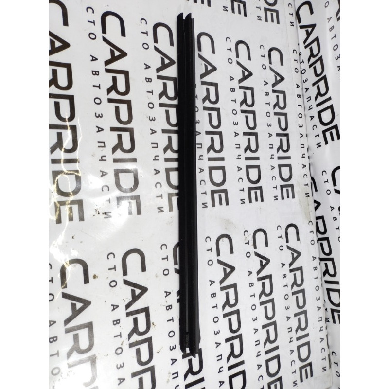 Молдинг стекла внутренний (наружные элементы кузова) Dodge Dart PF 2014 2.4 68082819AC