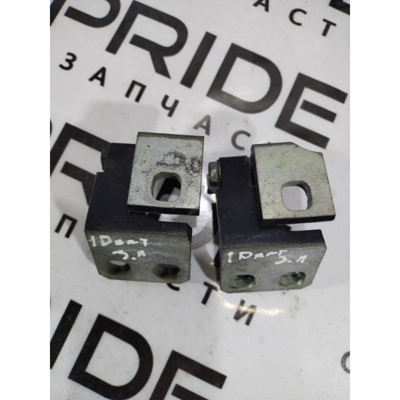 Петля двери (кузов и элементы) Dodge Dart PF 2014 2.4 68082433AE