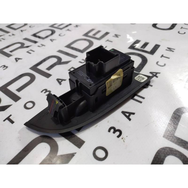 Кнопка стеклоподъемника (электрика / кнопки) CHEVROLET Volt 1 2012 1.4 20933566