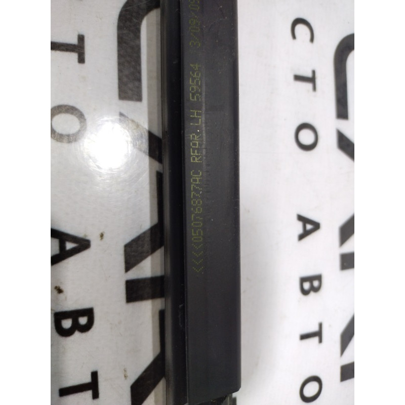 Молдинг двери внешний (кузов и элементы) Dodge Journey SXT 2014 3.6 05076877ac