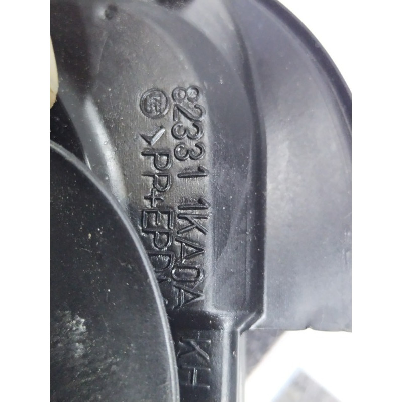 Уплотнитель проема двери (кузов и элементы) Nissan Juke F15 2011 1.6 823311KA0A