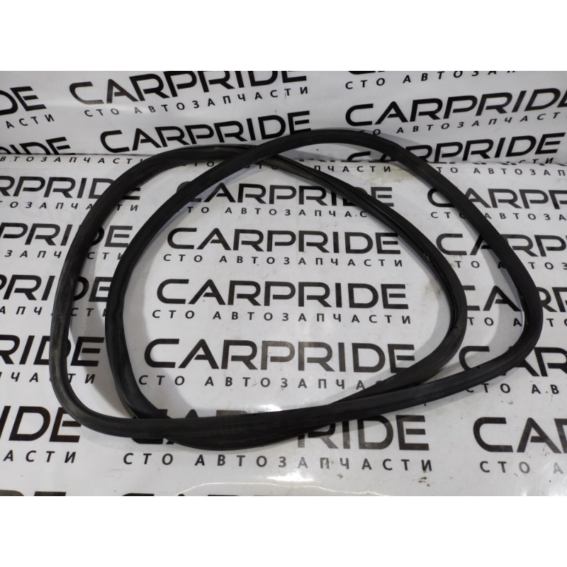 Уплотнитель проема двери (кузов и элементы) Volkswagen Touareg 7L 2004 3.2 7l0839911