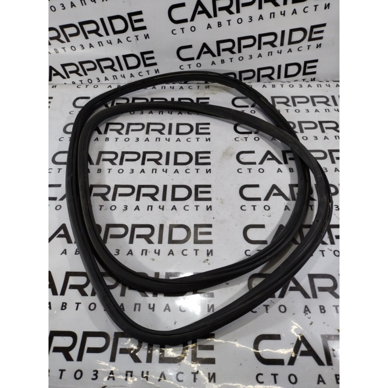 Уплотнитель проема двери (кузов и элементы) Volkswagen Touareg 7L 2004 3.2 7l0839911