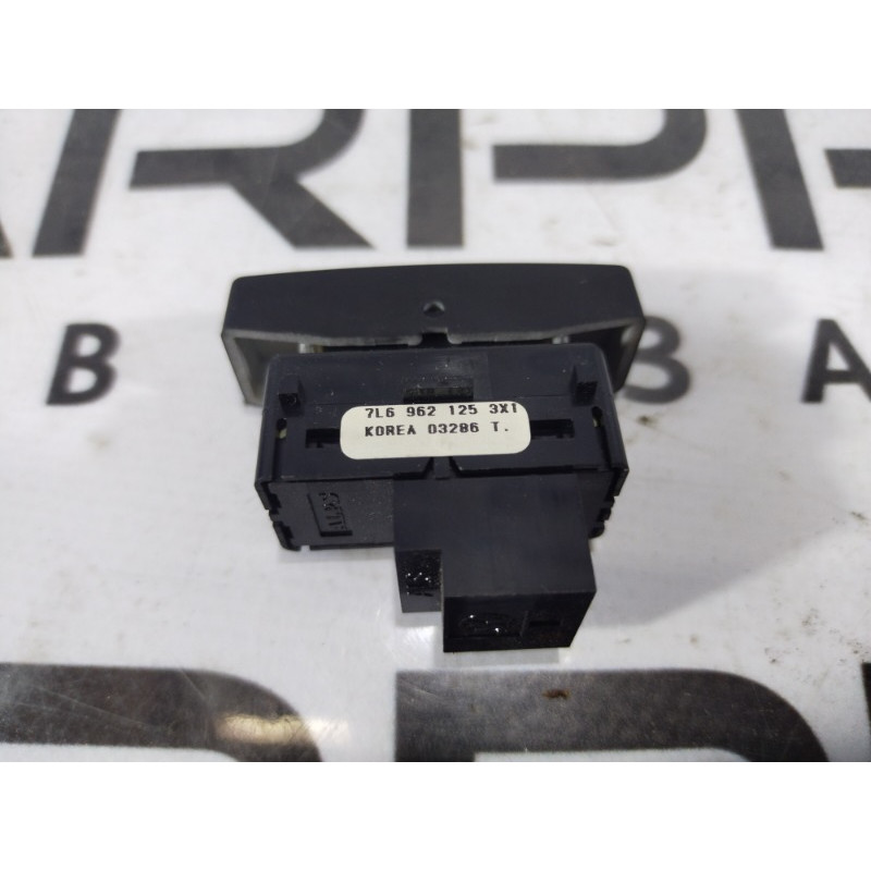 Кнопка блокировки центрального замка (электрика / кнопки) Volkswagen Touareg 7L 2004 3.2 7l6962125