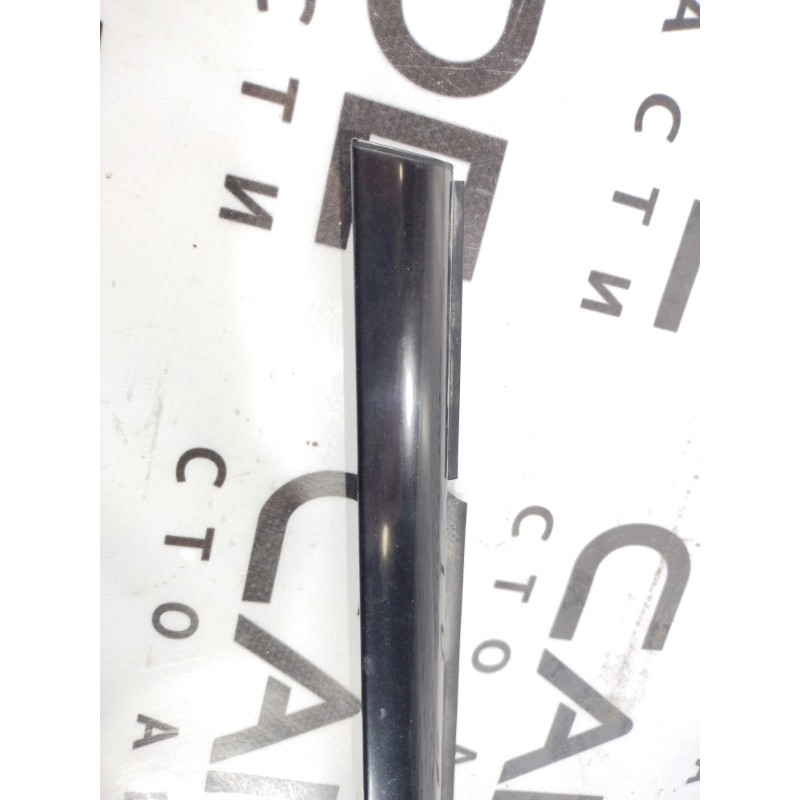 Молдинг двери внешний (кузов и элементы) Mercedes-Benz C-class W203 1.8 M111.951 A2037350565