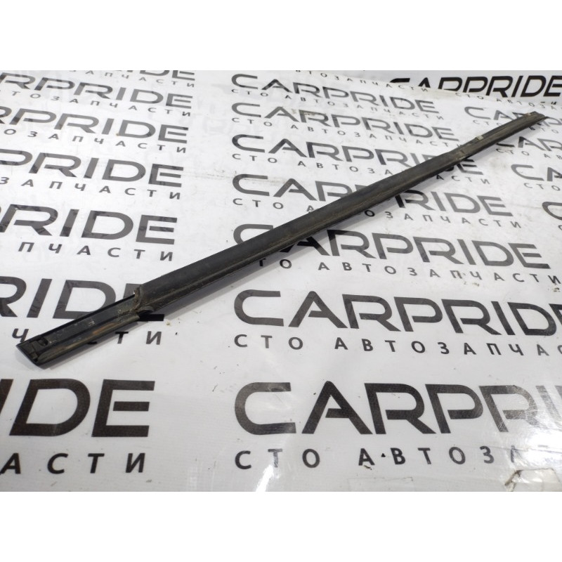 Молдинг двери внешний (кузов и элементы) Mercedes-Benz C-class W203 1.8 M111.951 A2037350565