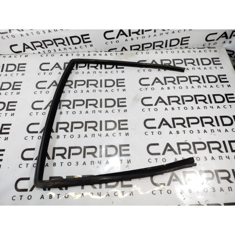 Уплотнитель проема двери (кузов и элементы) Mercedes-Benz C-class W203 1.8 M111.951