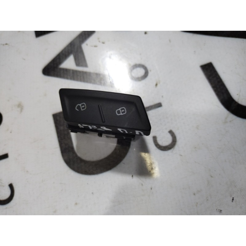 Кнопка блокировки центрального замка (электрика / кнопки) Volkswagen Passat B8 2016 1.8 561962125c