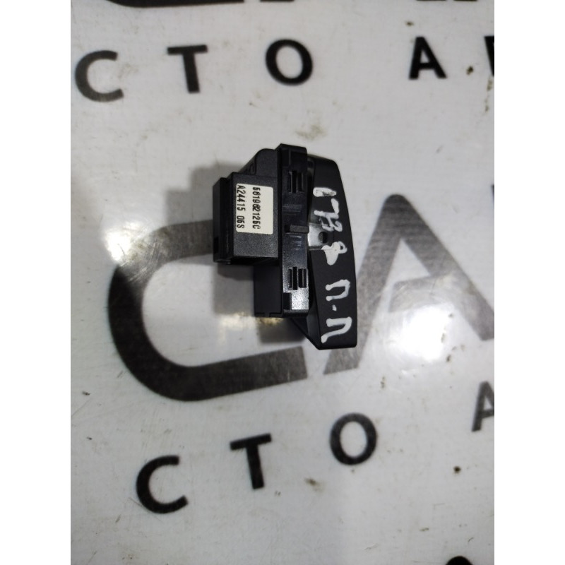 Кнопка блокировки центрального замка (электрика / кнопки) Volkswagen Passat B8 2016 1.8 561962125c