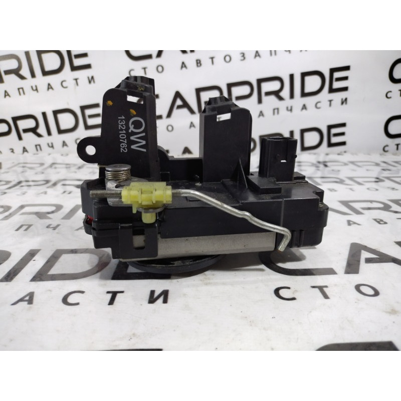 Замок двери (кузов и элементы) Opel SIGNUM 1 2006 2.2 YH 13210762