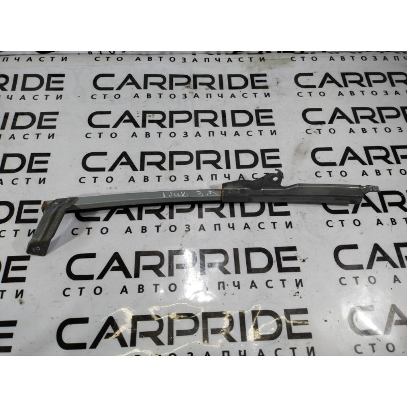 Направляющая стекла двери (кузов и элементы) Nissan Juke F15 2011 1.6 823871KA0A