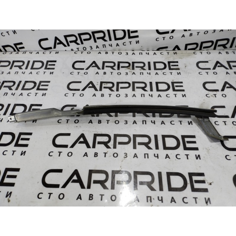 Направляющая стекла двери (кузов и элементы) Nissan Juke F15 2011 1.6 823871KA0A