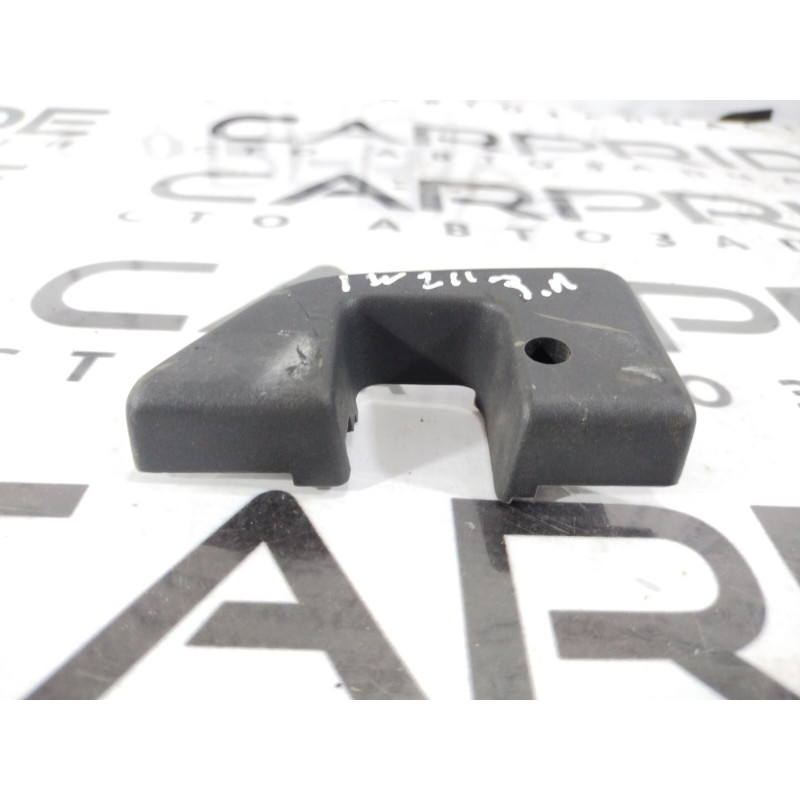 Накладка двери внутренняя (салон) Mercedes-Benz E-class W211 2006 3.2 M112.946 a2117230524