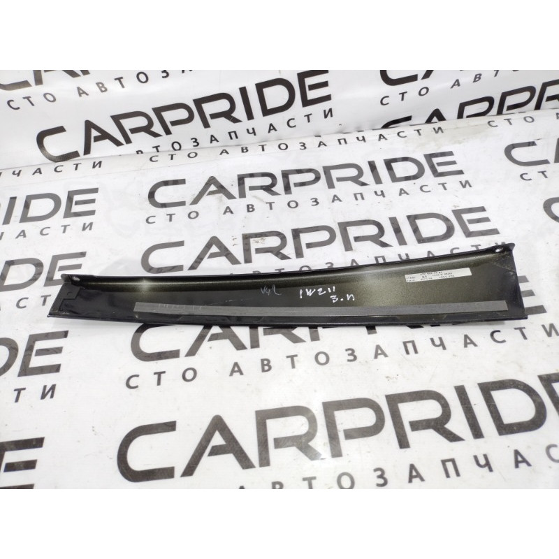 Накладка двери боковая (кузов и элементы) Mercedes-Benz E-class W211 2006 3.2 M112.946 a2116900987