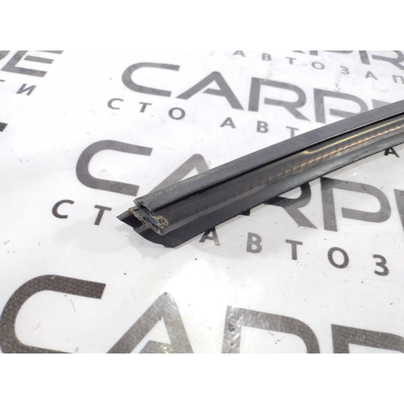 Молдинг двери внешний (кузов и элементы) Volkswagen Passat CC 3C 3c8837471